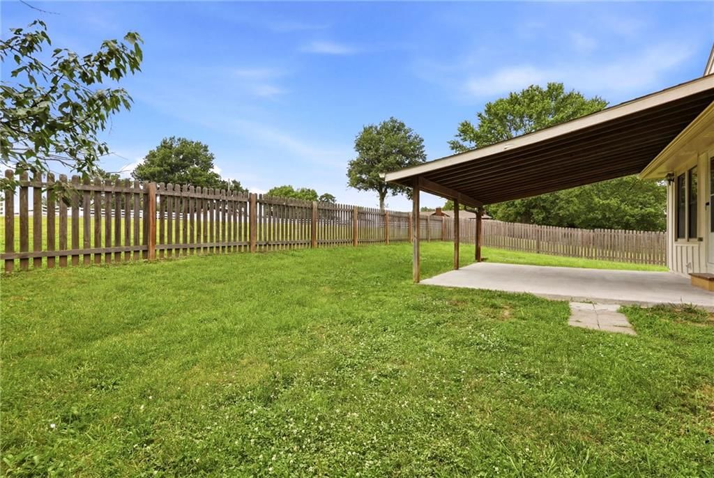 1008 NE Remington Court — photo 60