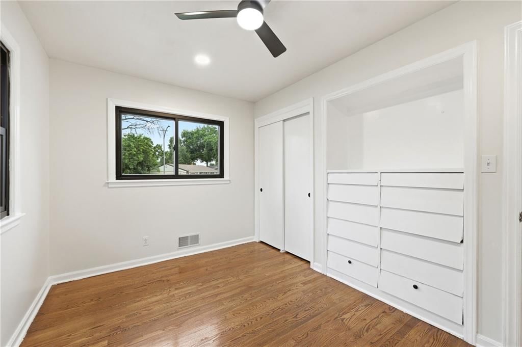 1702 NE Shady Lane Drive — photo 28