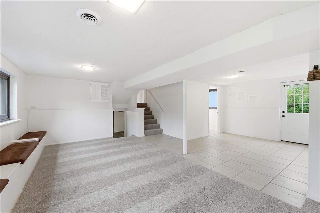 1702 NE Shady Lane Drive — photo 33