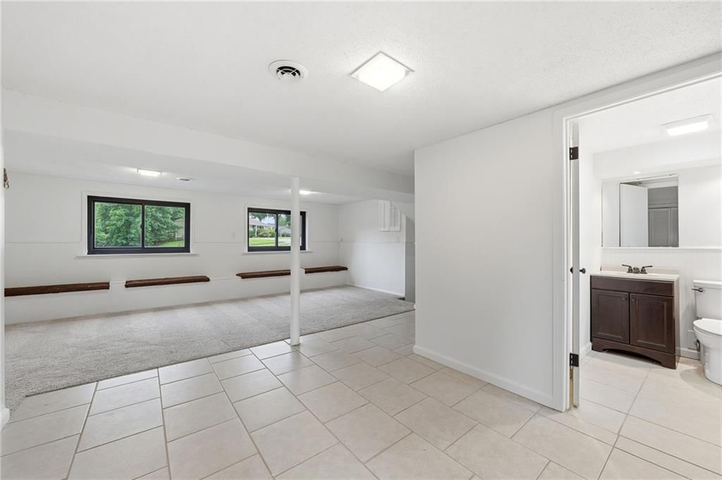 1702 NE Shady Lane Drive — photo 35