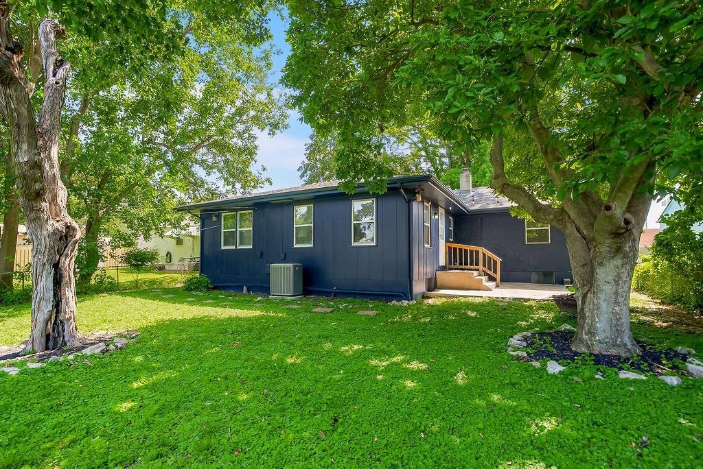 7732 Washington Street — photo 23