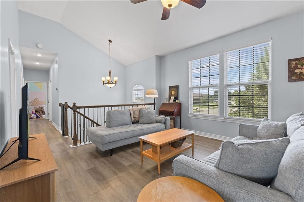 1010 NW Scenic Drive — photo 5