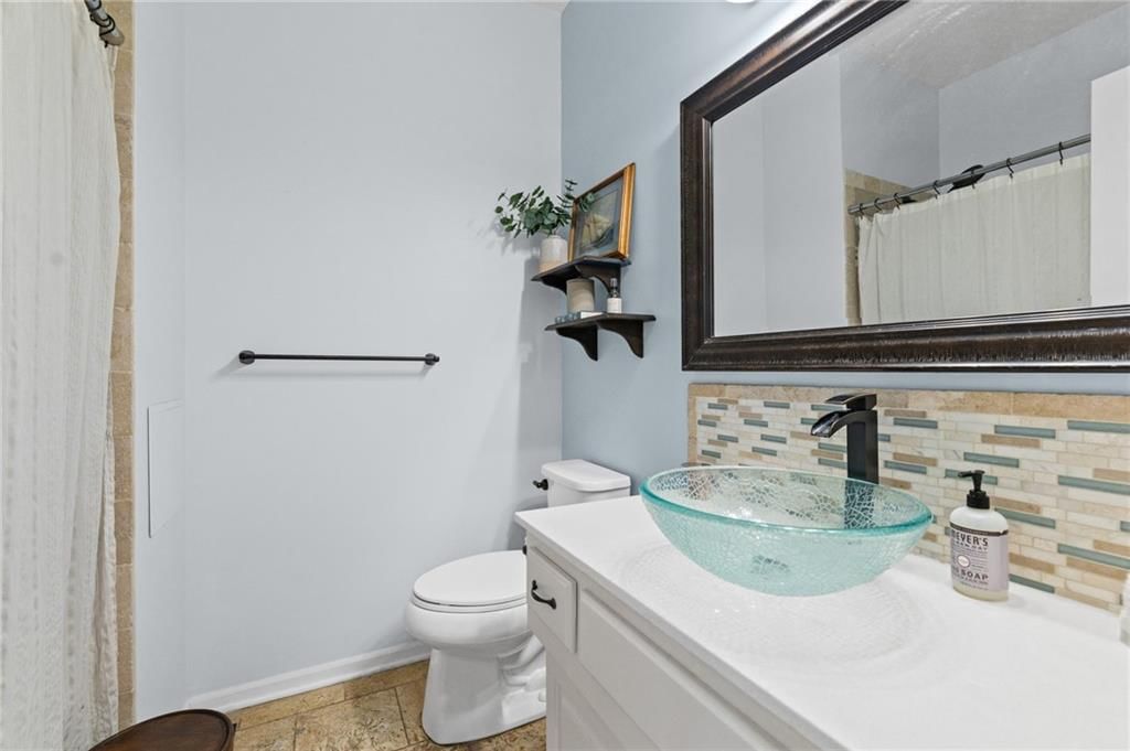 1010 NW Scenic Drive — photo 14