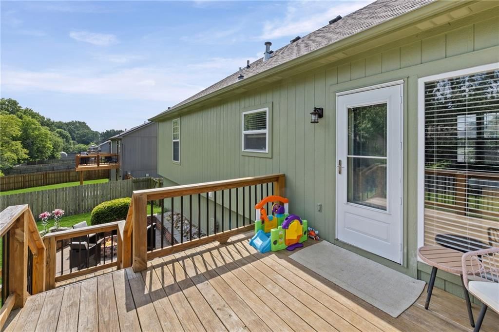 1010 NW Scenic Drive — photo 34