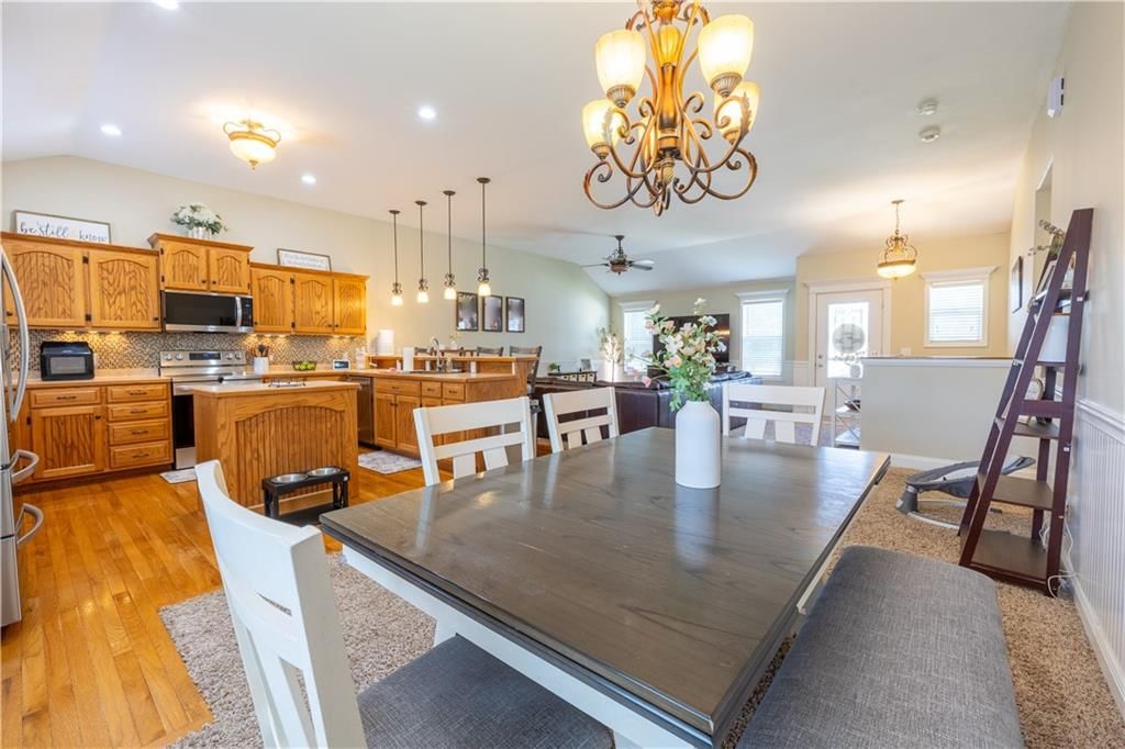 2203 Bateley Street — photo 19