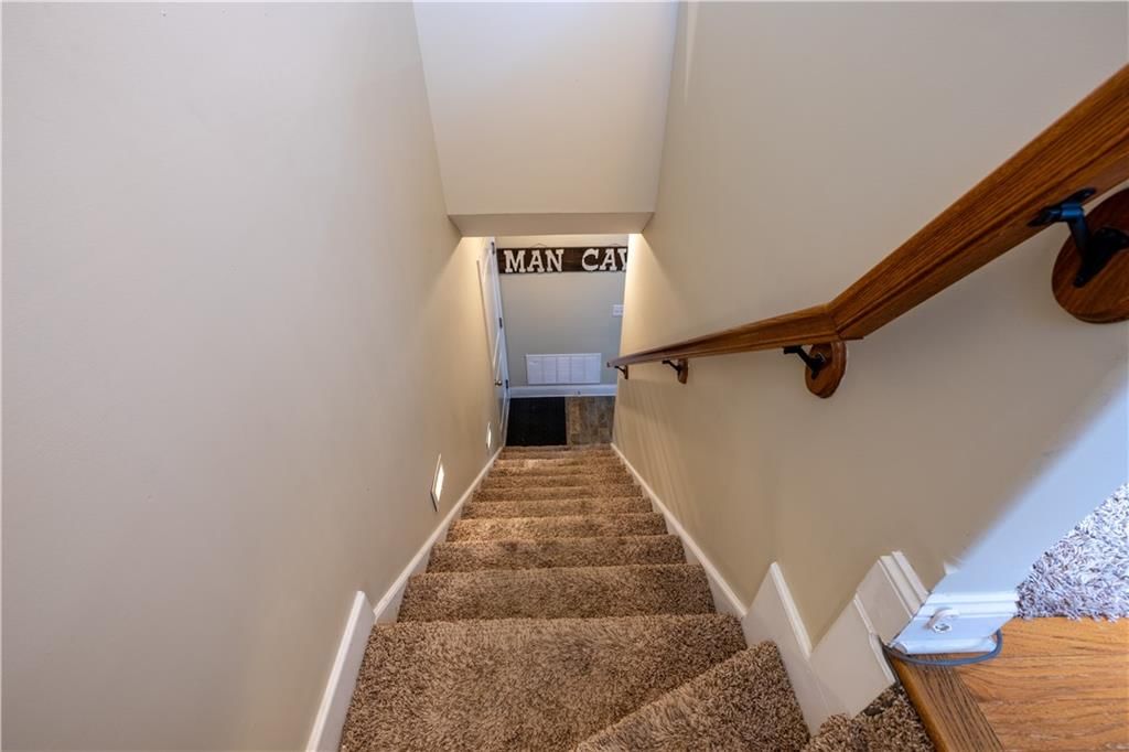 2203 Bateley Street — photo 31