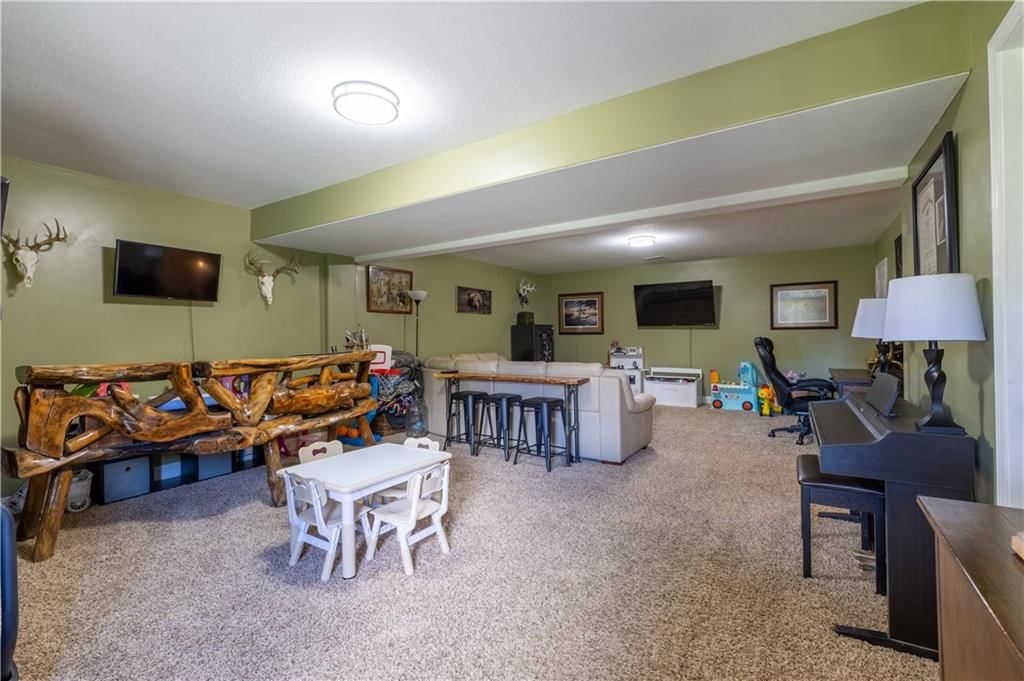 2203 Bateley Street — photo 33