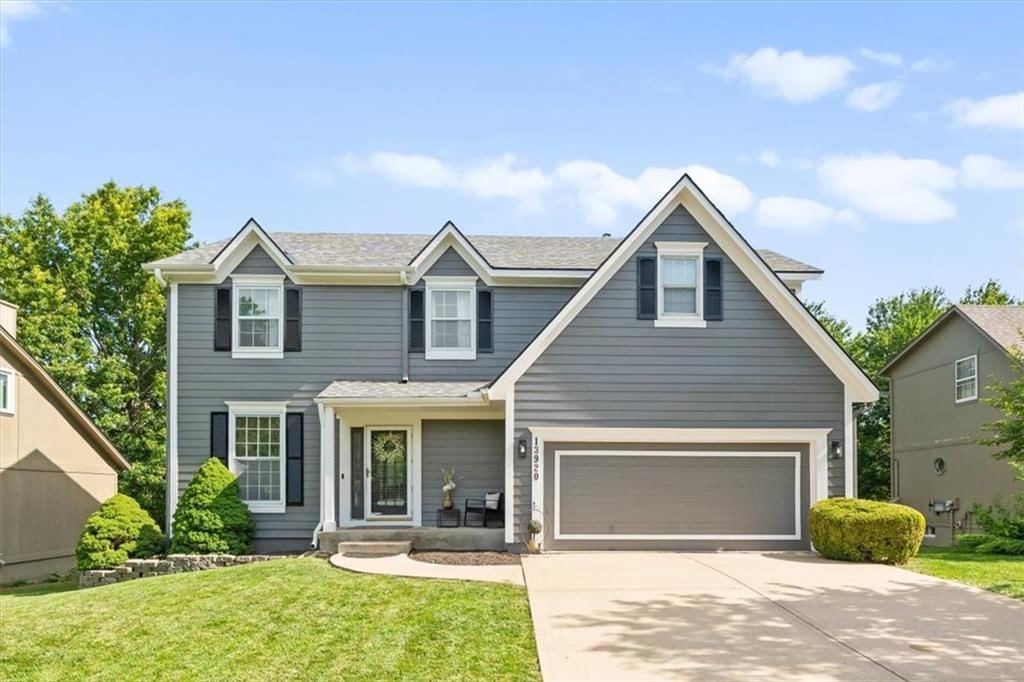 13920 W 143RD Court, Olathe, KS