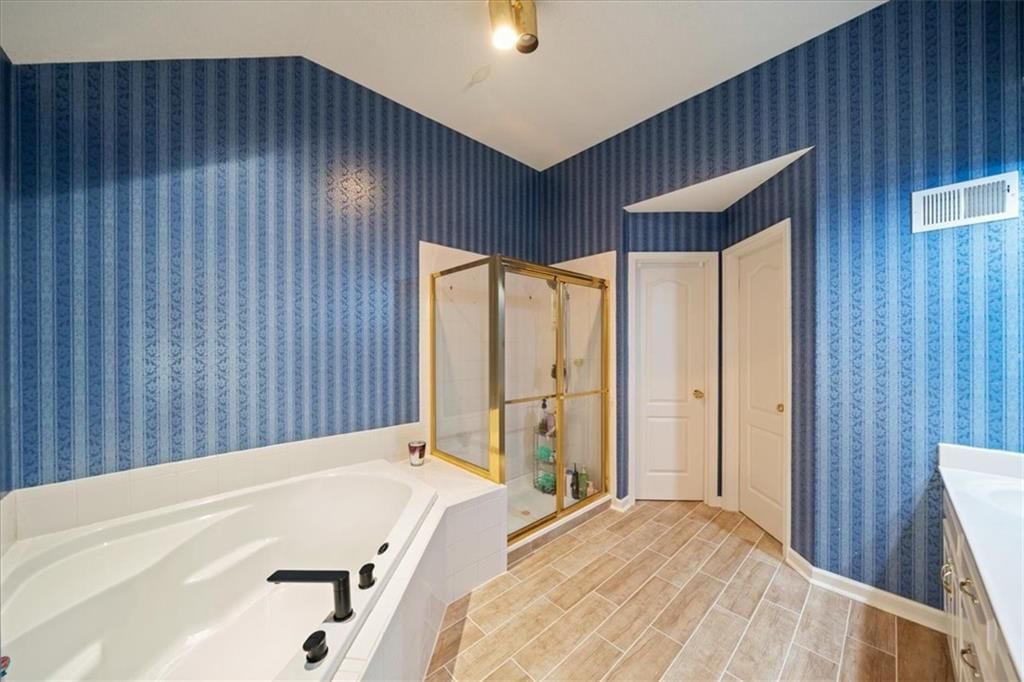 13920 W 143RD Court — photo 15