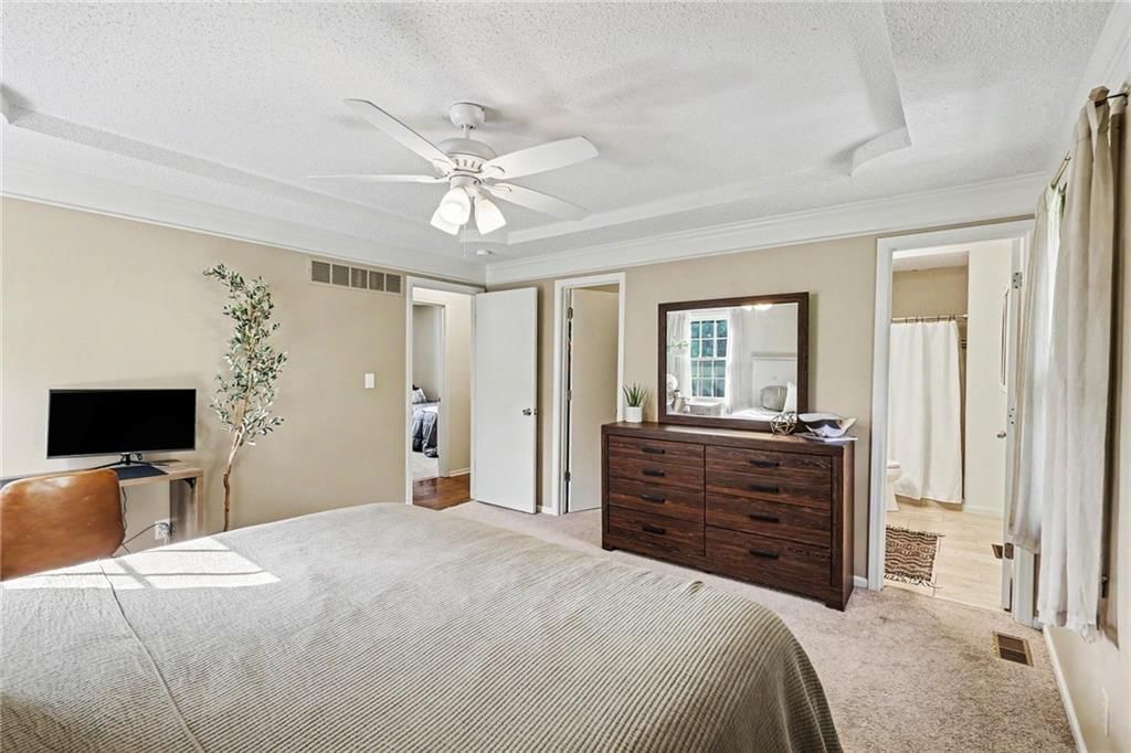 11634 Earnshaw Street — photo 15