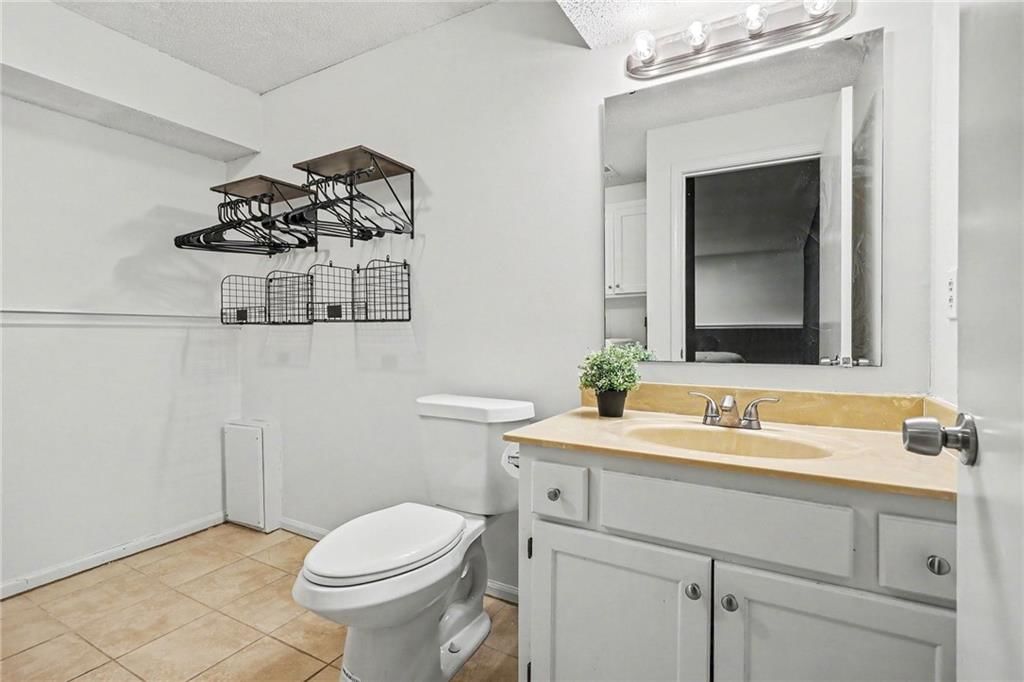 11634 Earnshaw Street — photo 22