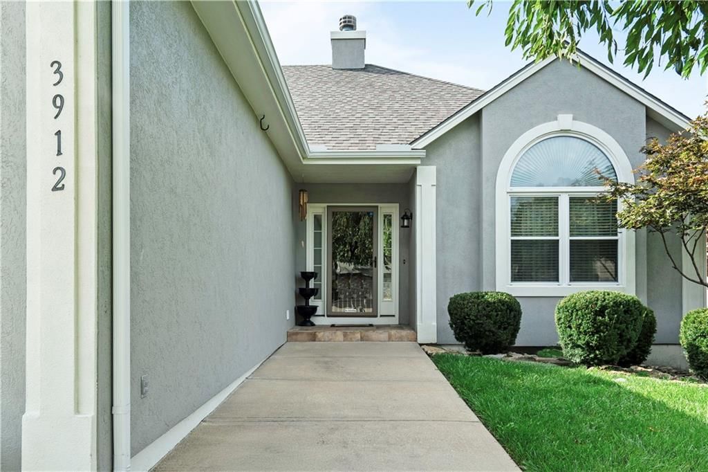 3912 SW Chatham Drive — photo 5