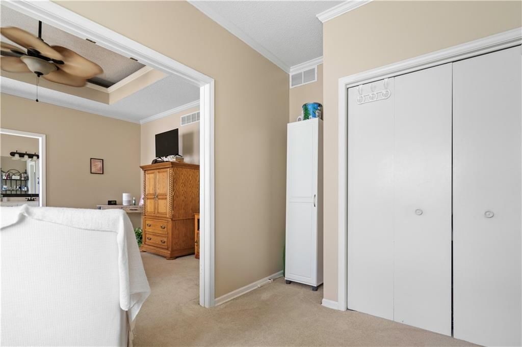 3912 SW Chatham Drive — photo 24