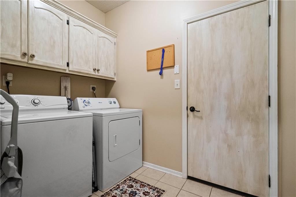 3912 SW Chatham Drive — photo 31