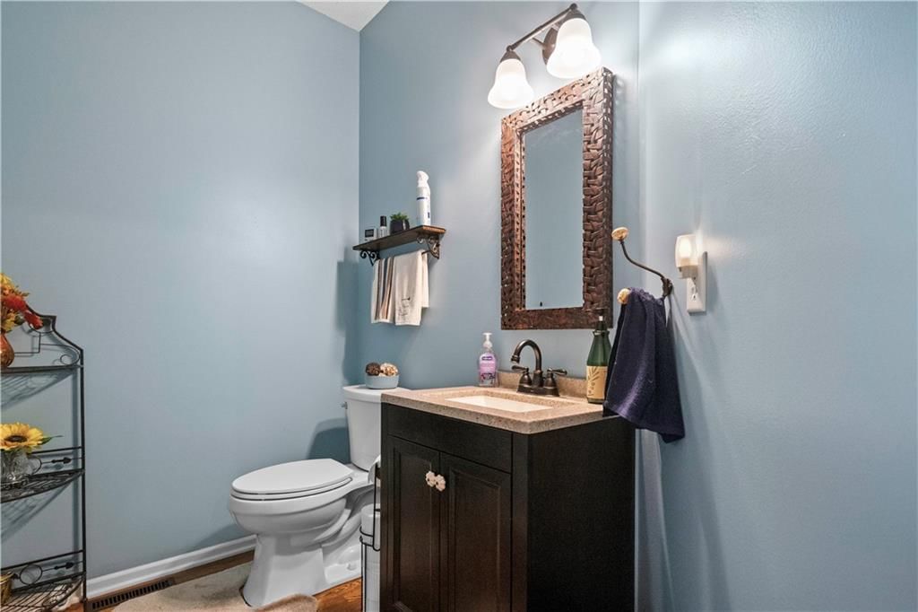 3912 SW Chatham Drive — photo 41