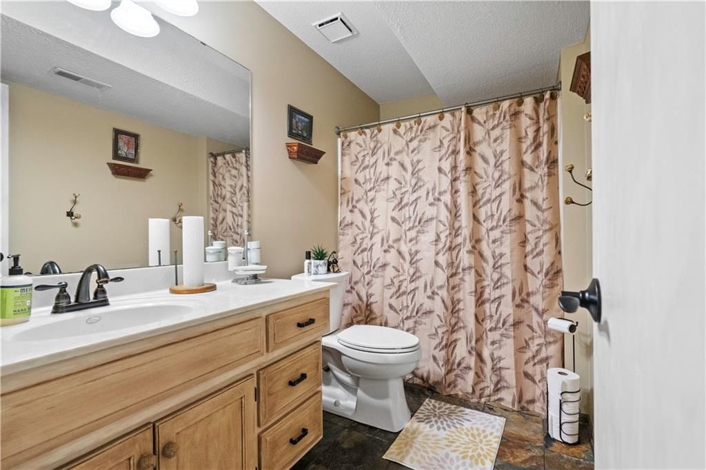 3912 SW Chatham Drive — photo 44