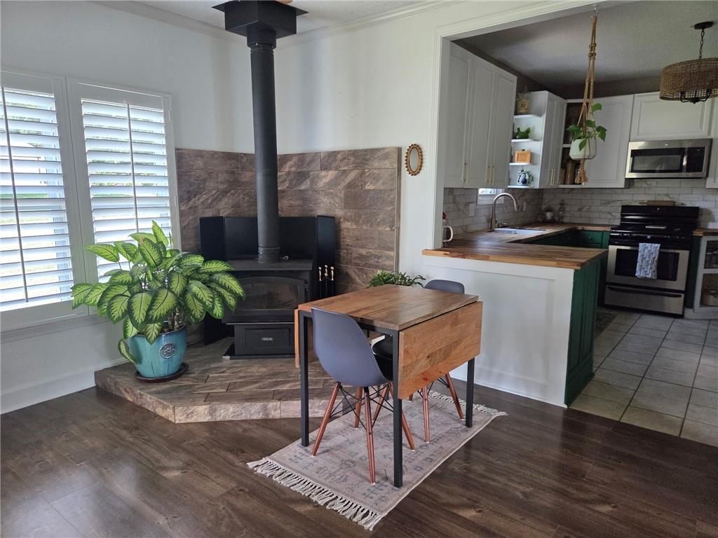 315 NE DOUGLAS Street — photo 15