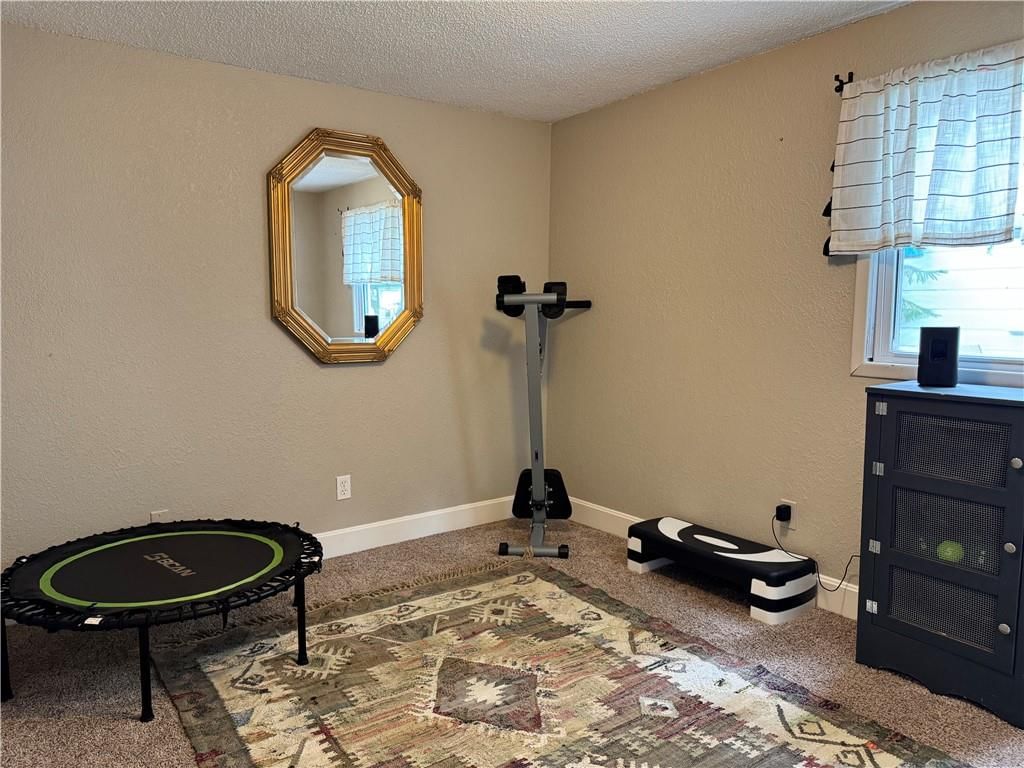 315 NE DOUGLAS Street — photo 24