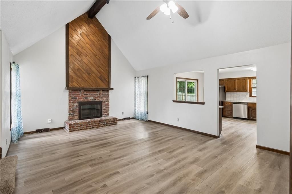 6804 N Agnes Avenue — photo 5