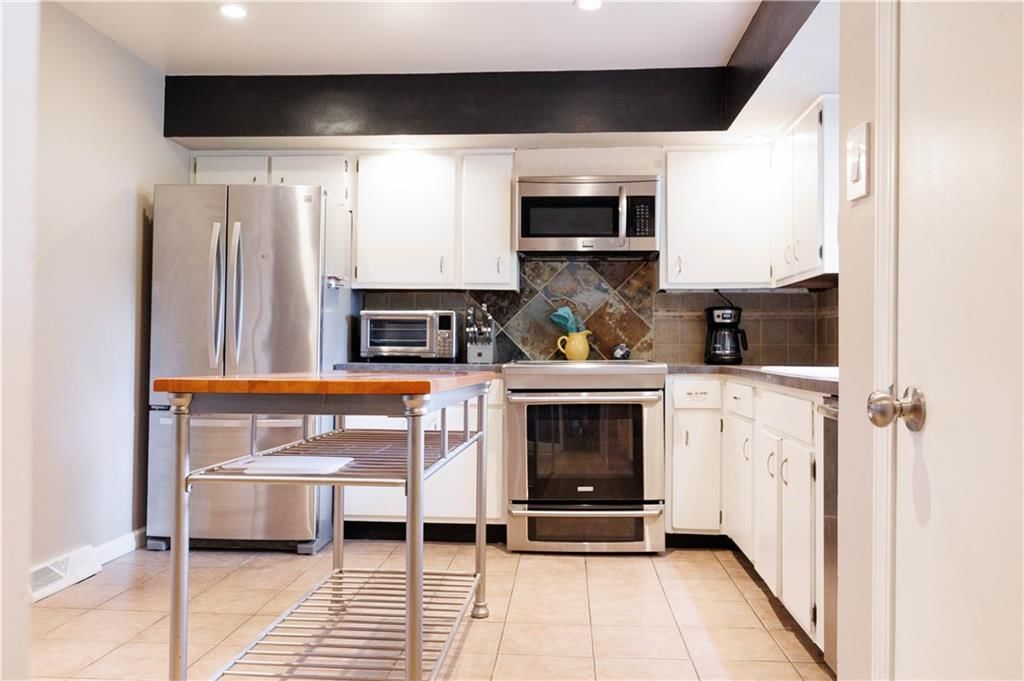 4160 N Chelsea Avenue — photo 7