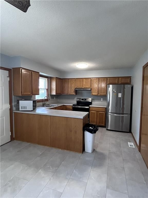 227 E Colleen Drive — photo 4