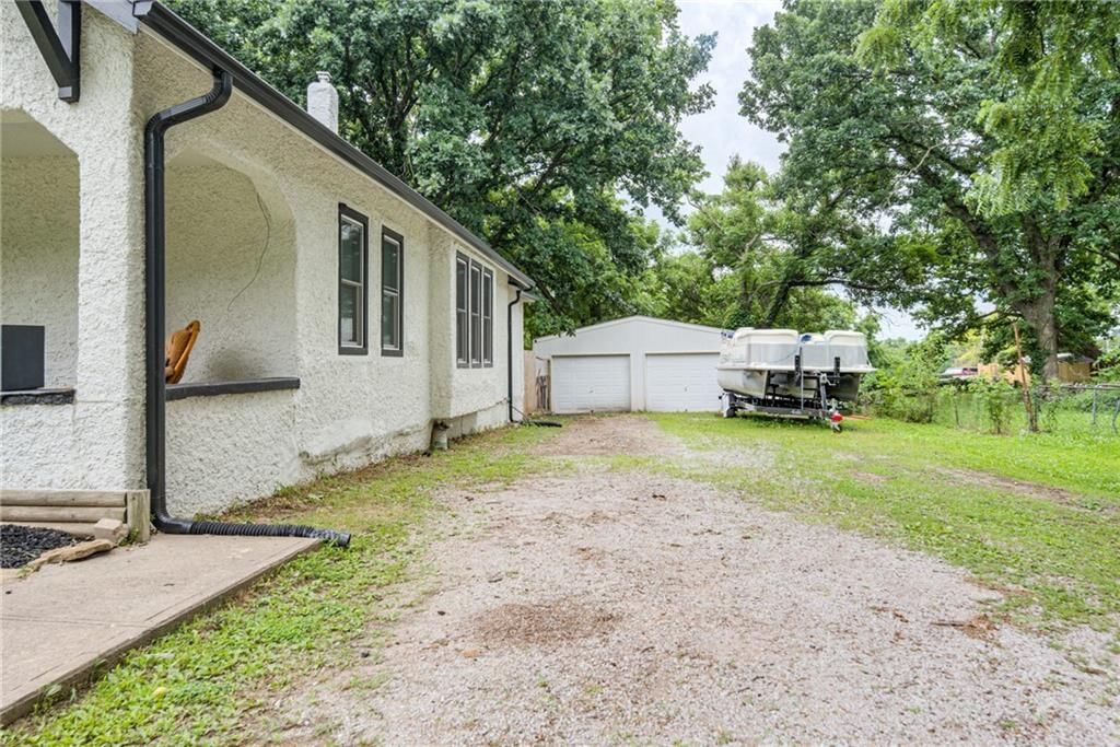 6033 Edith Avenue — photo 4
