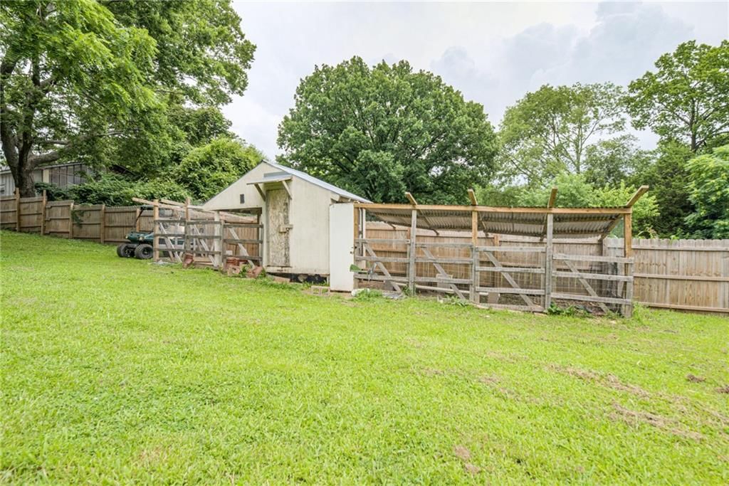 6033 Edith Avenue — photo 32