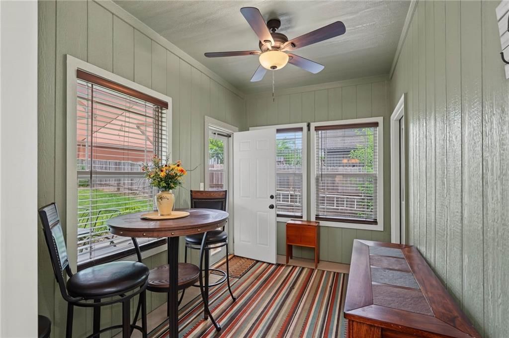 2629 S Fir Terrace — photo 28