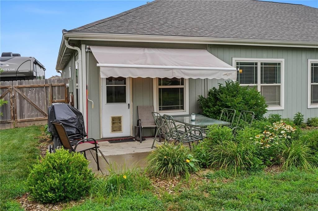 2629 S Fir Terrace — photo 34