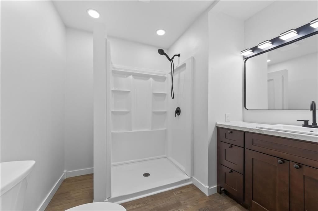 213 W Ada Street — photo 10