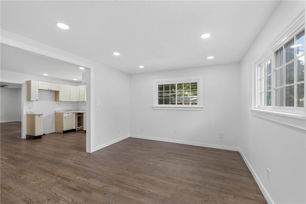 213 W Ada Street — photo 13