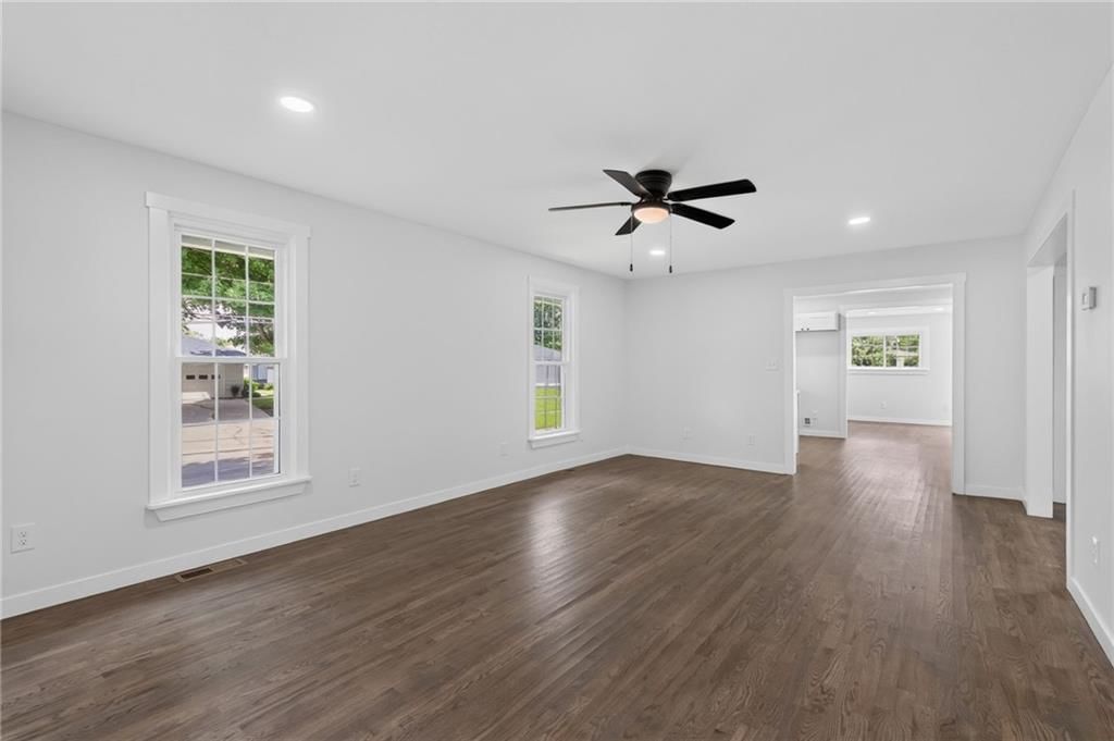 213 W Ada Street — photo 17