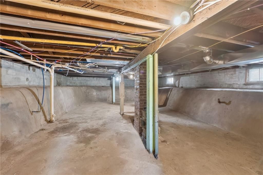213 W Ada Street — photo 21