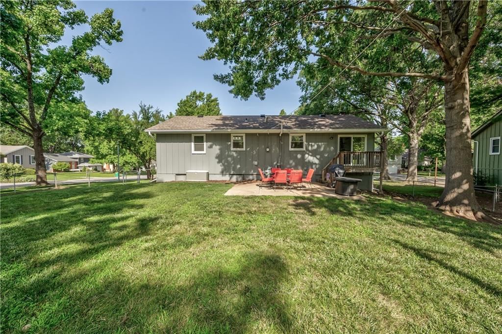 9957 Parkhill Road — photo 25
