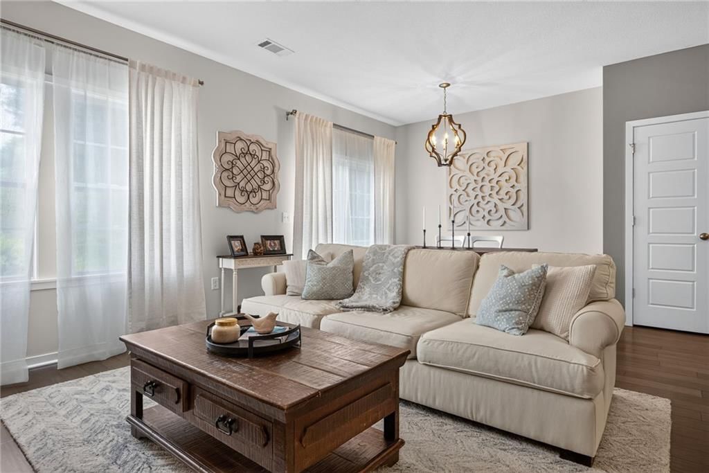 16049 Fontana Street — photo 17
