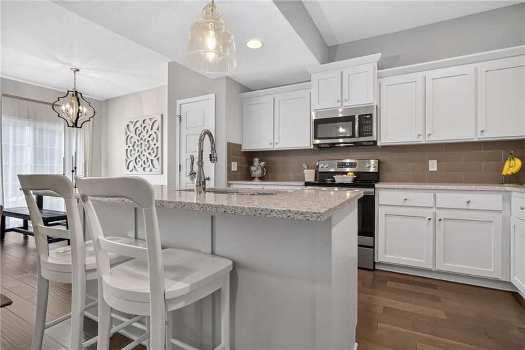 16049 Fontana Street — photo 19