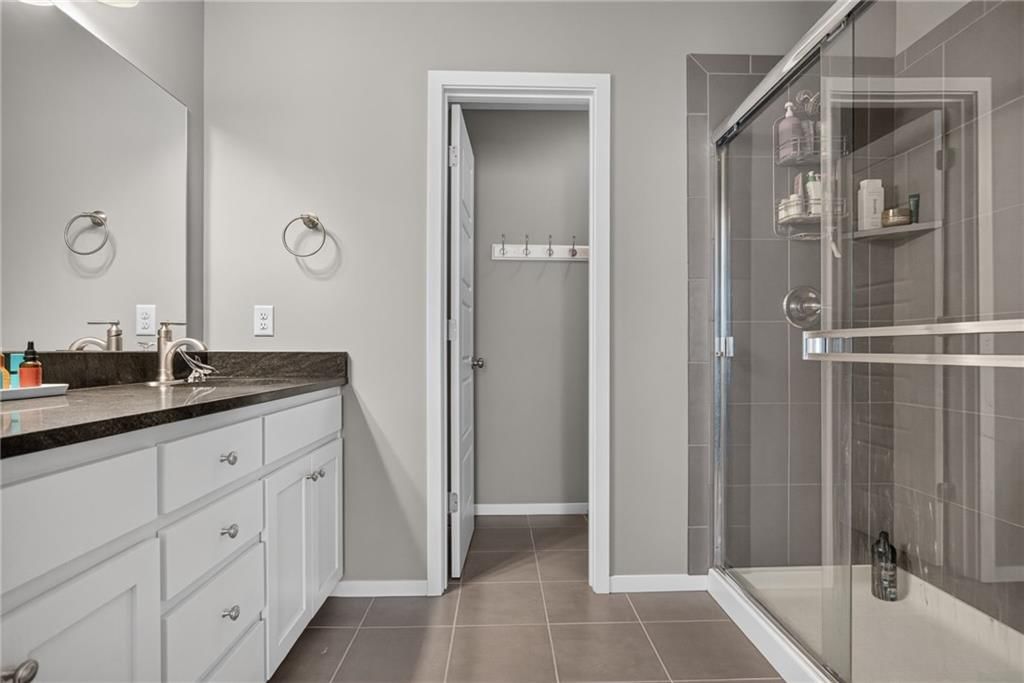 16049 Fontana Street — photo 28