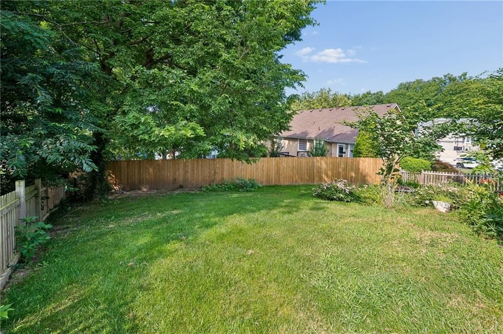 5503 NW Raintree Drive — photo 32