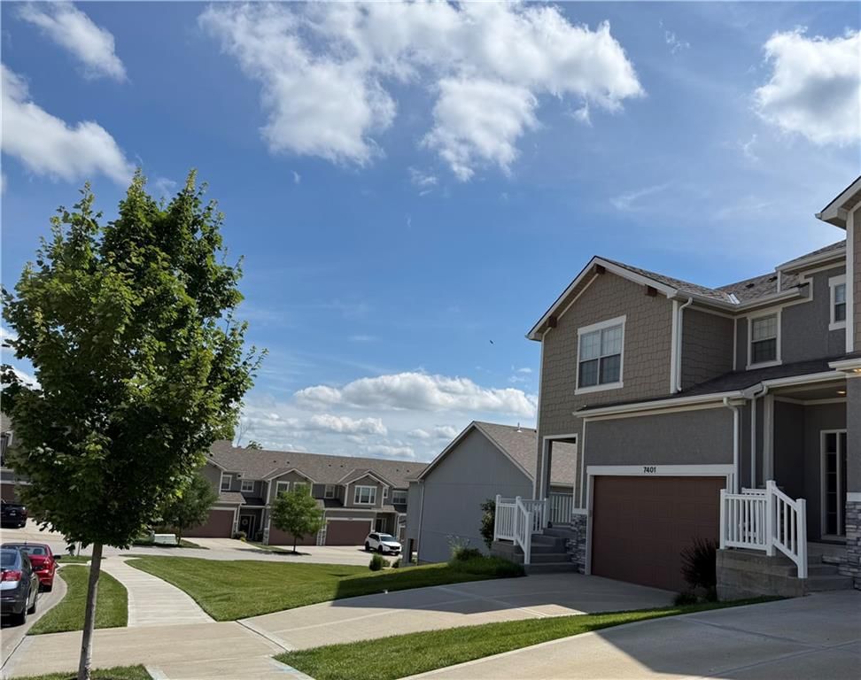 7401 Aaron Street — photo 1