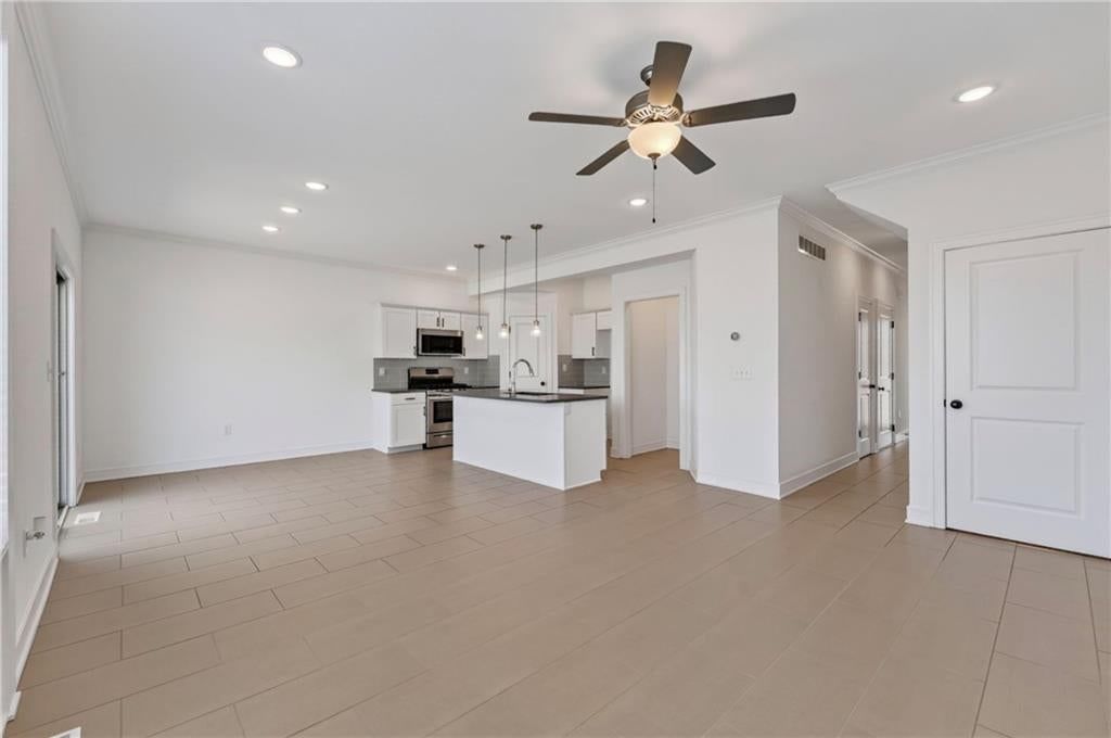 7401 Aaron Street — photo 8