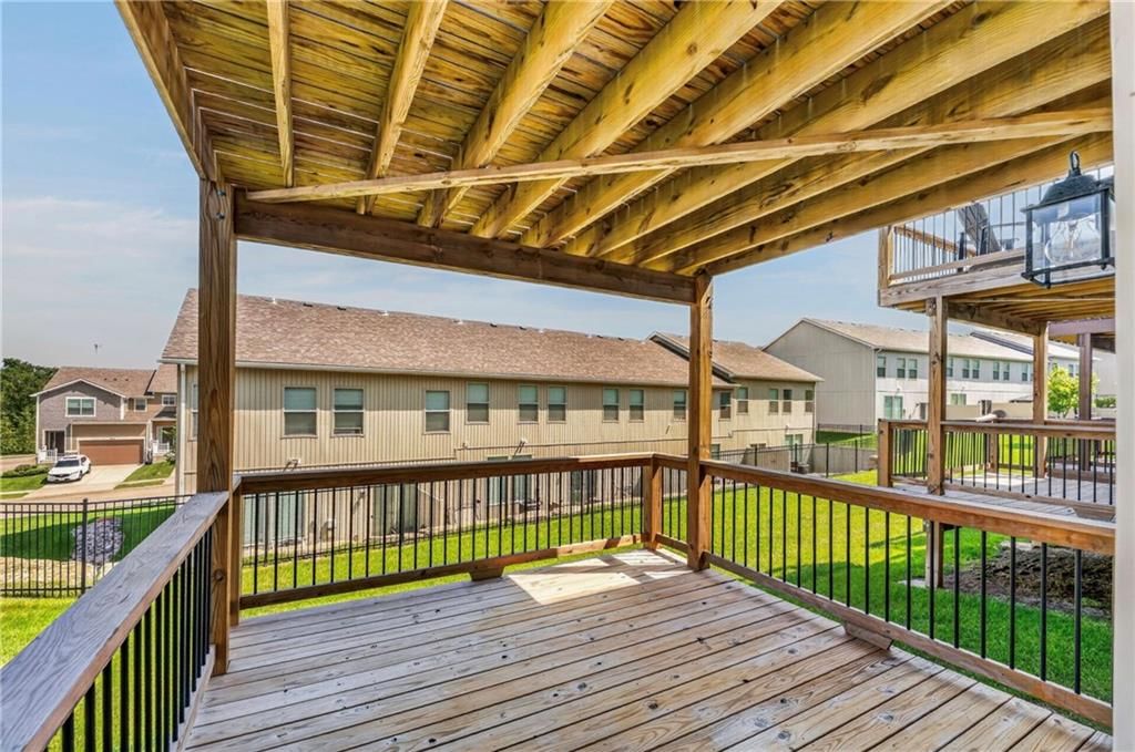 7401 Aaron Street — photo 43