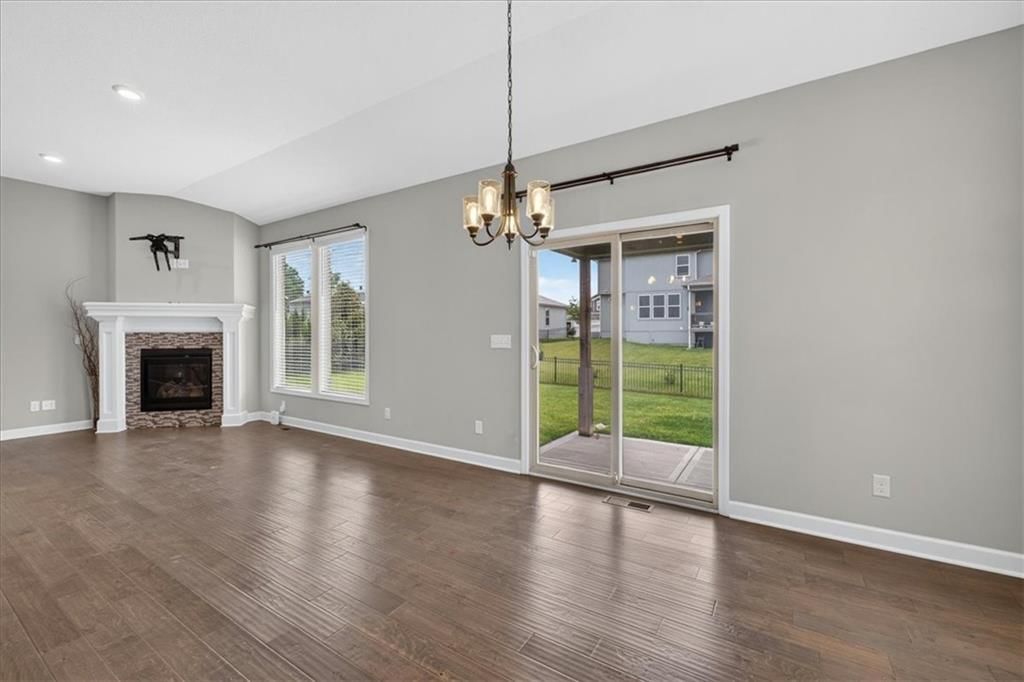 1829 NE Riley Drive — photo 7