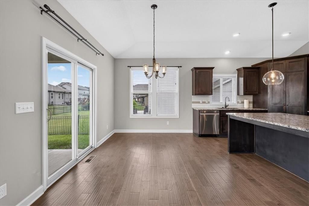 1829 NE Riley Drive — photo 9
