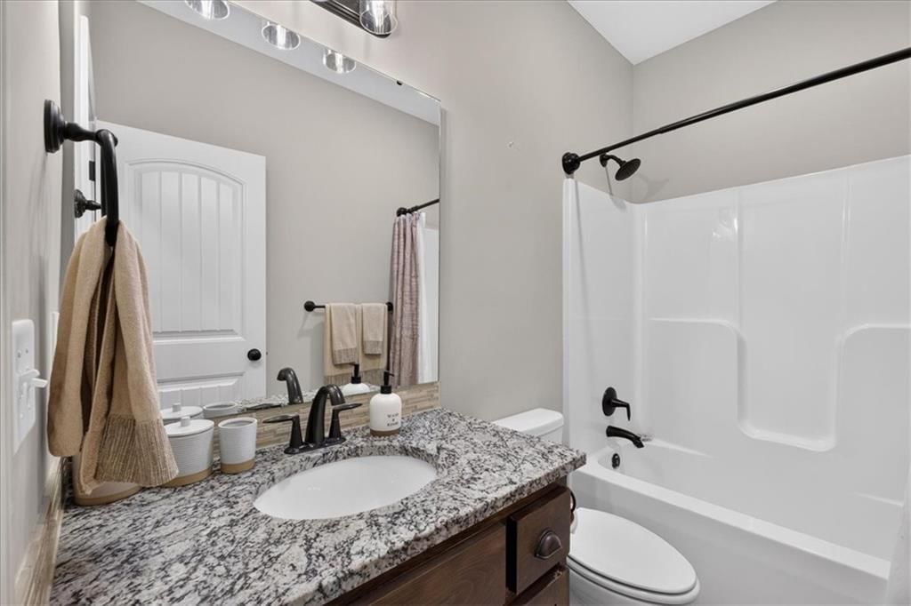 1829 NE Riley Drive — photo 19
