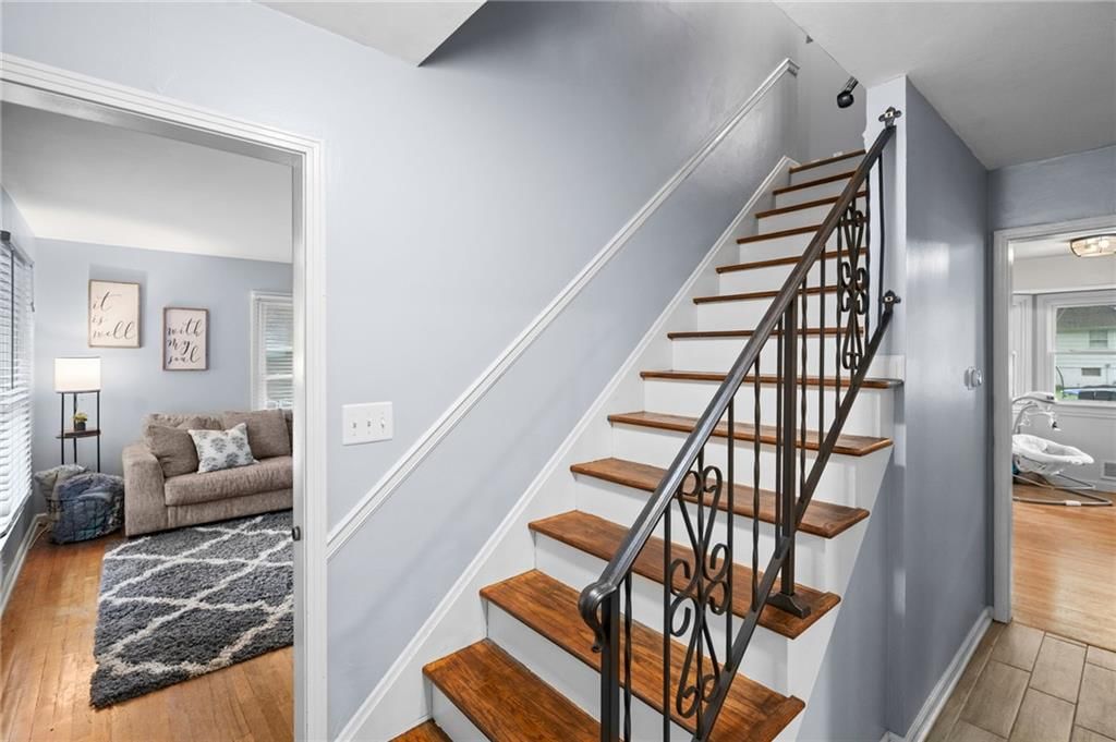 315 Hawthorne Drive — photo 7