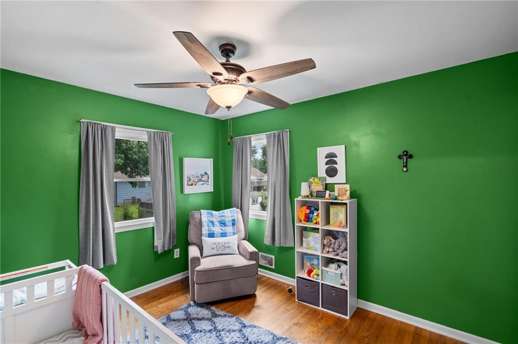 315 Hawthorne Drive — photo 23