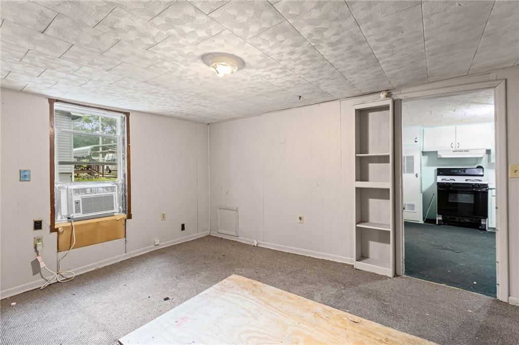 704 N Cherry Street — photo 7