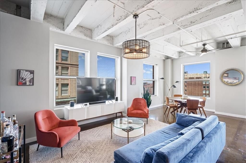 21 W 10th Street — photo 12