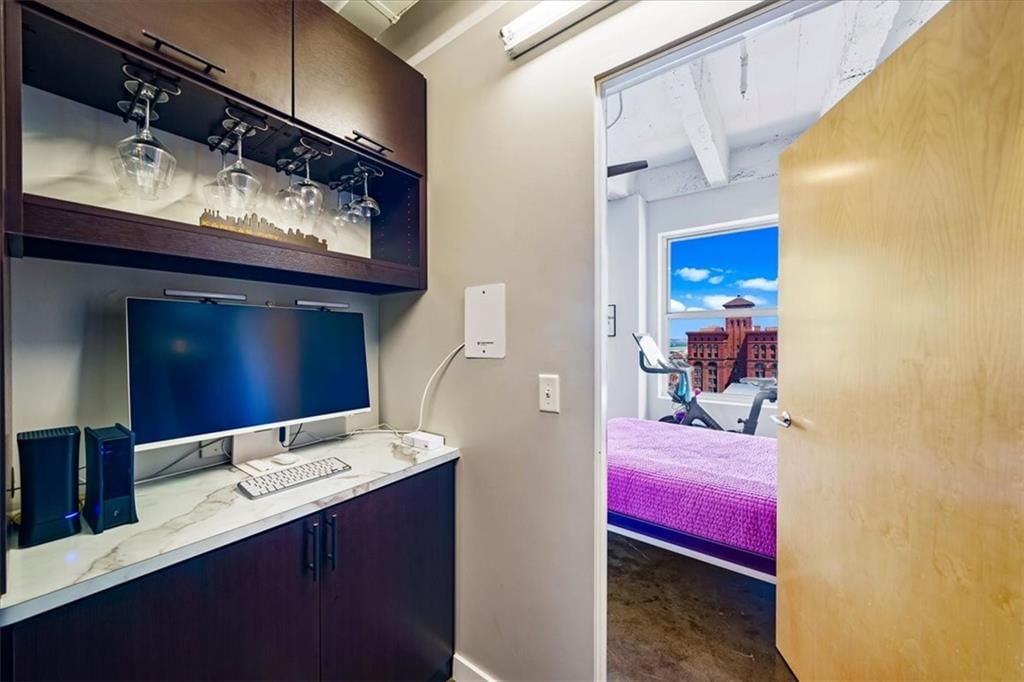 21 W 10th Street — photo 17
