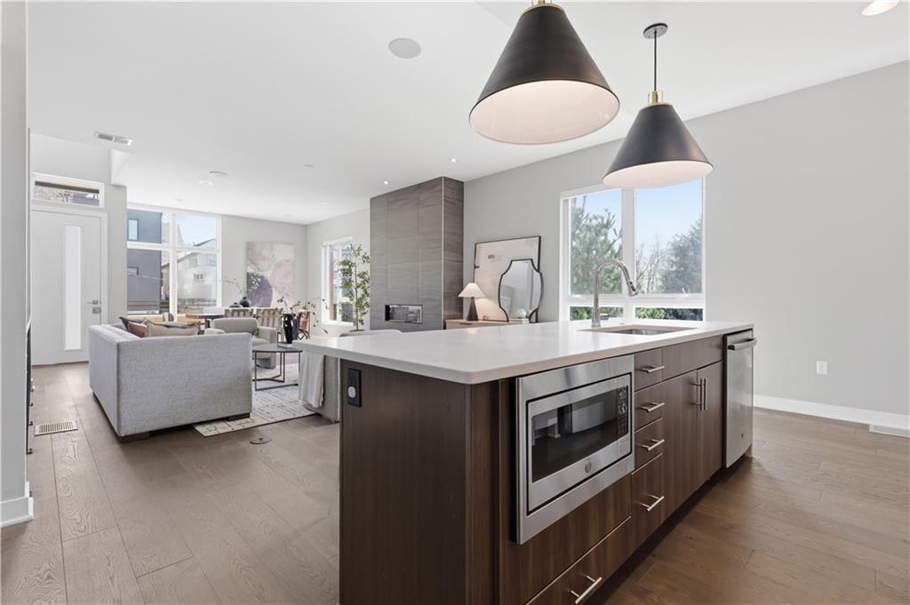 1724 Madison Avenue — photo 16